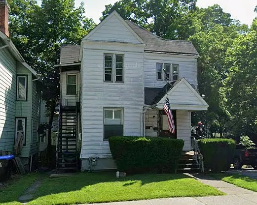1 bed, 1900 sqft, $700 — Photo 2
