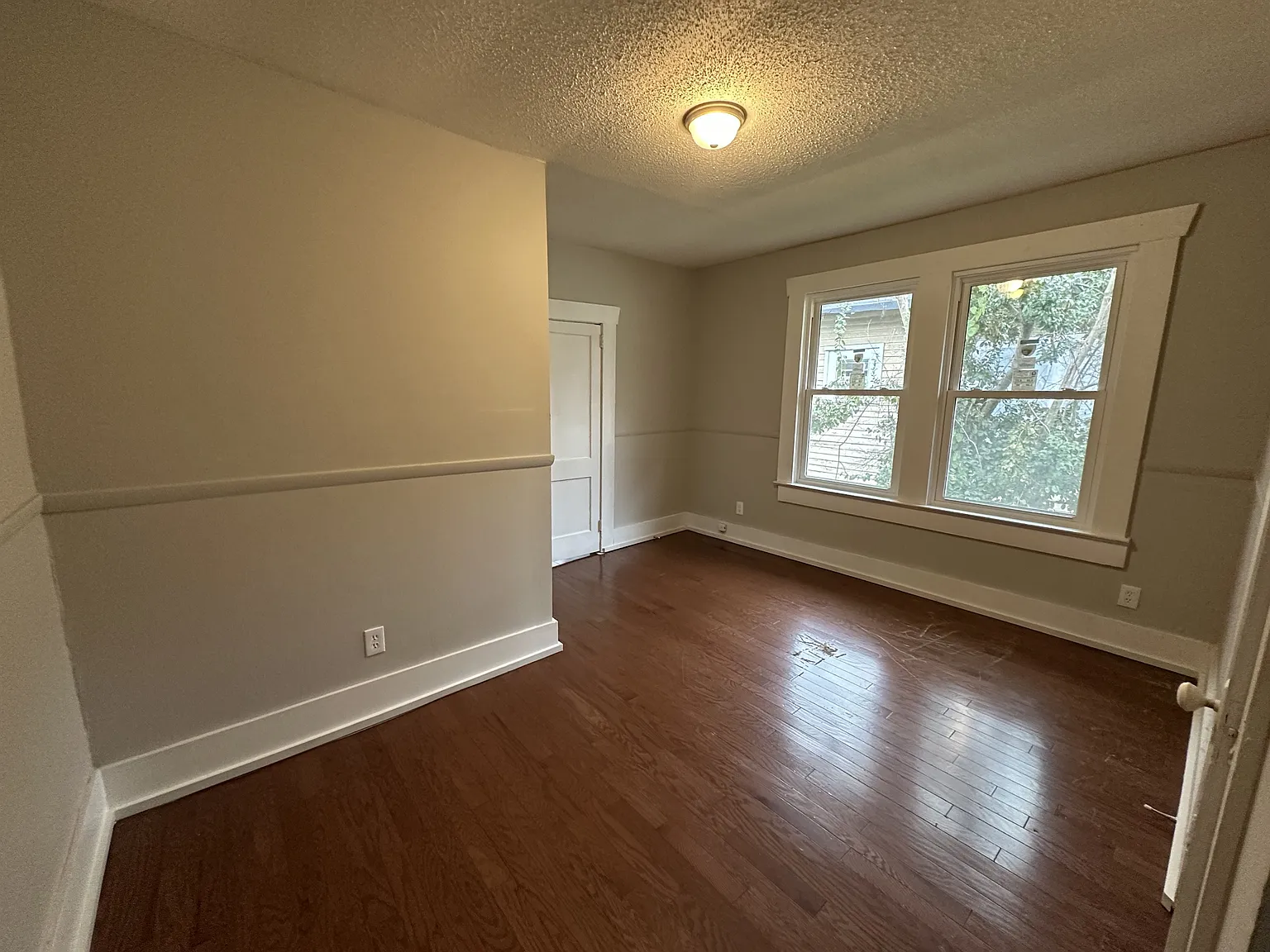 2722 Avenue I - 1 — Photo 4