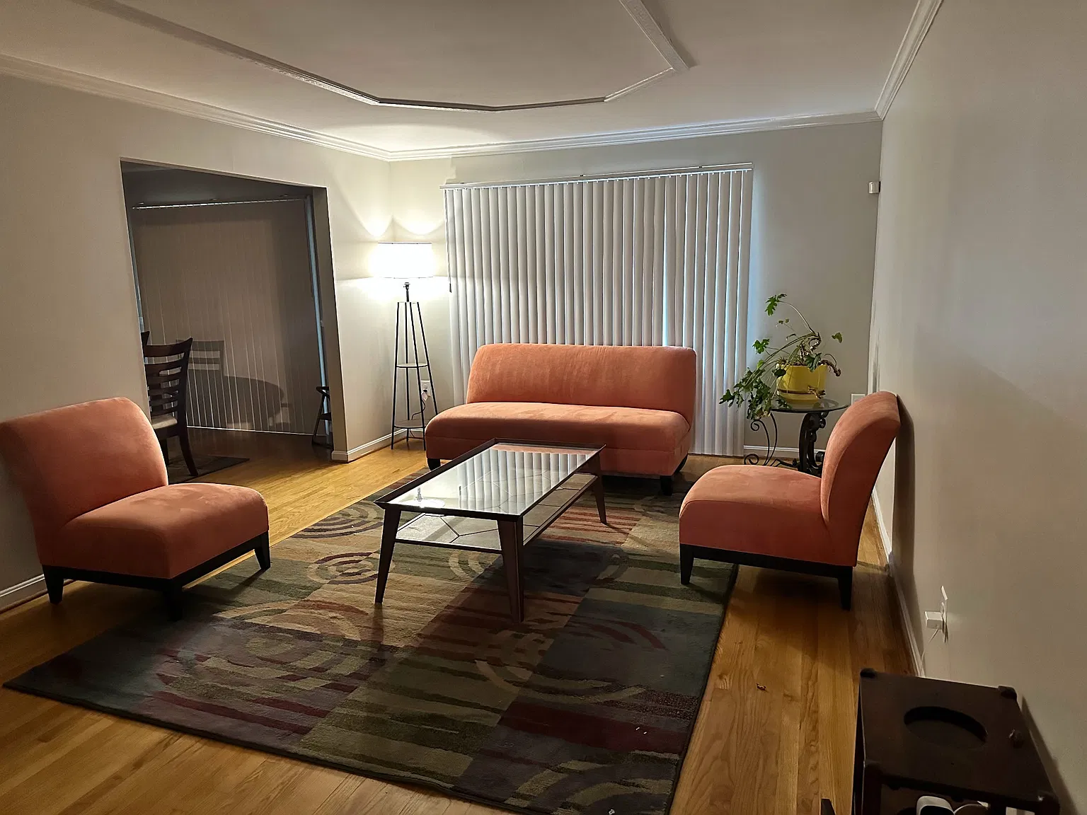 4 bed, 2.5 bath, 2329 sqft, $4,000 — Photo 3