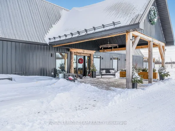 877 Huntmar Dr, Ottawa, ON K0A 1L0