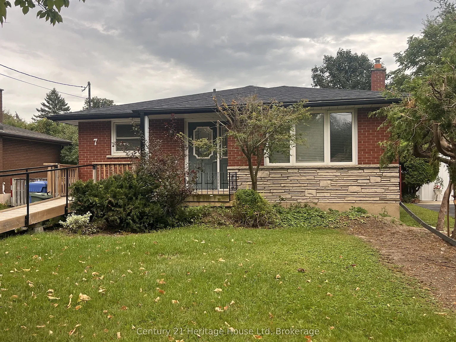 2 bed, $1,900 — Photo 1