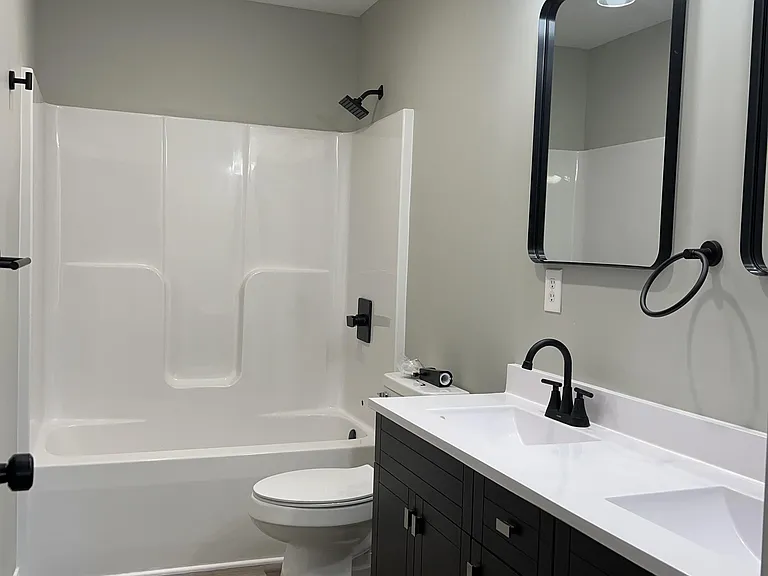 803 Broad St #A — Photo 8