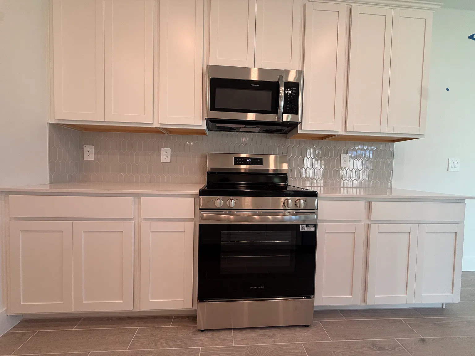 4 bed, 2093 sqft, $2,350 — Photo 4