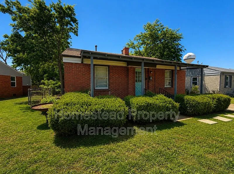 Building Photo - 205 N Key Blvd