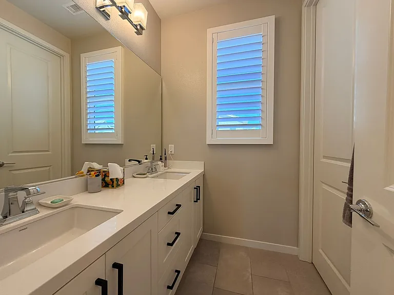 31 Jarano St — Photo 17