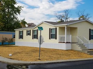 28 James Ave, Southampton, NJ 08088