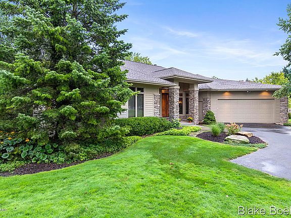 2nd image of 1842 Watermark Dr SE