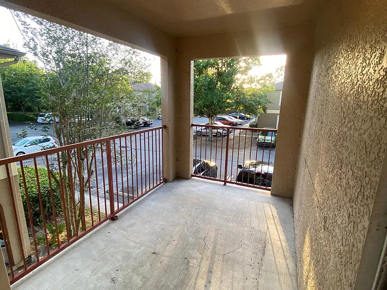 Brickleberry Ln — Photo 12