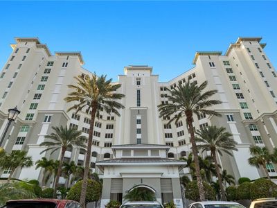 325 Dunes Blvd APT 703, Naples, FL, 34110
