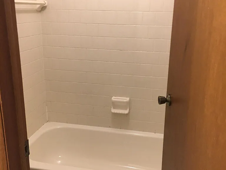 1790 Queensbridge Dr — Photo 10