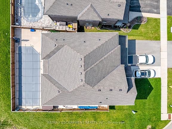 5th image of 1 Elderberry Rd
