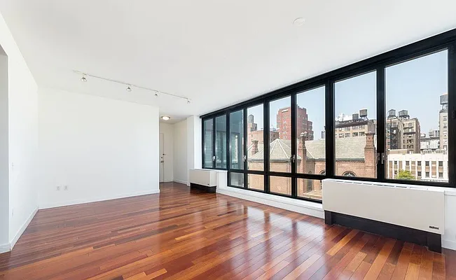 Sold by MG Capital Realty Management | media 6