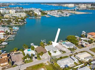 244 145th Ave E, Madeira Beach, FL 33708