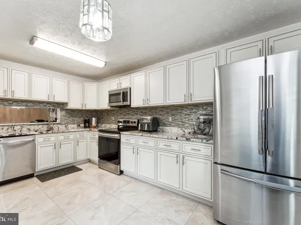 4954 Wealding Way, Oxon Hill, MD 20745