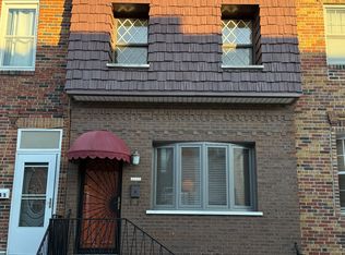 2445 S 9th St, Philadelphia, PA 19148