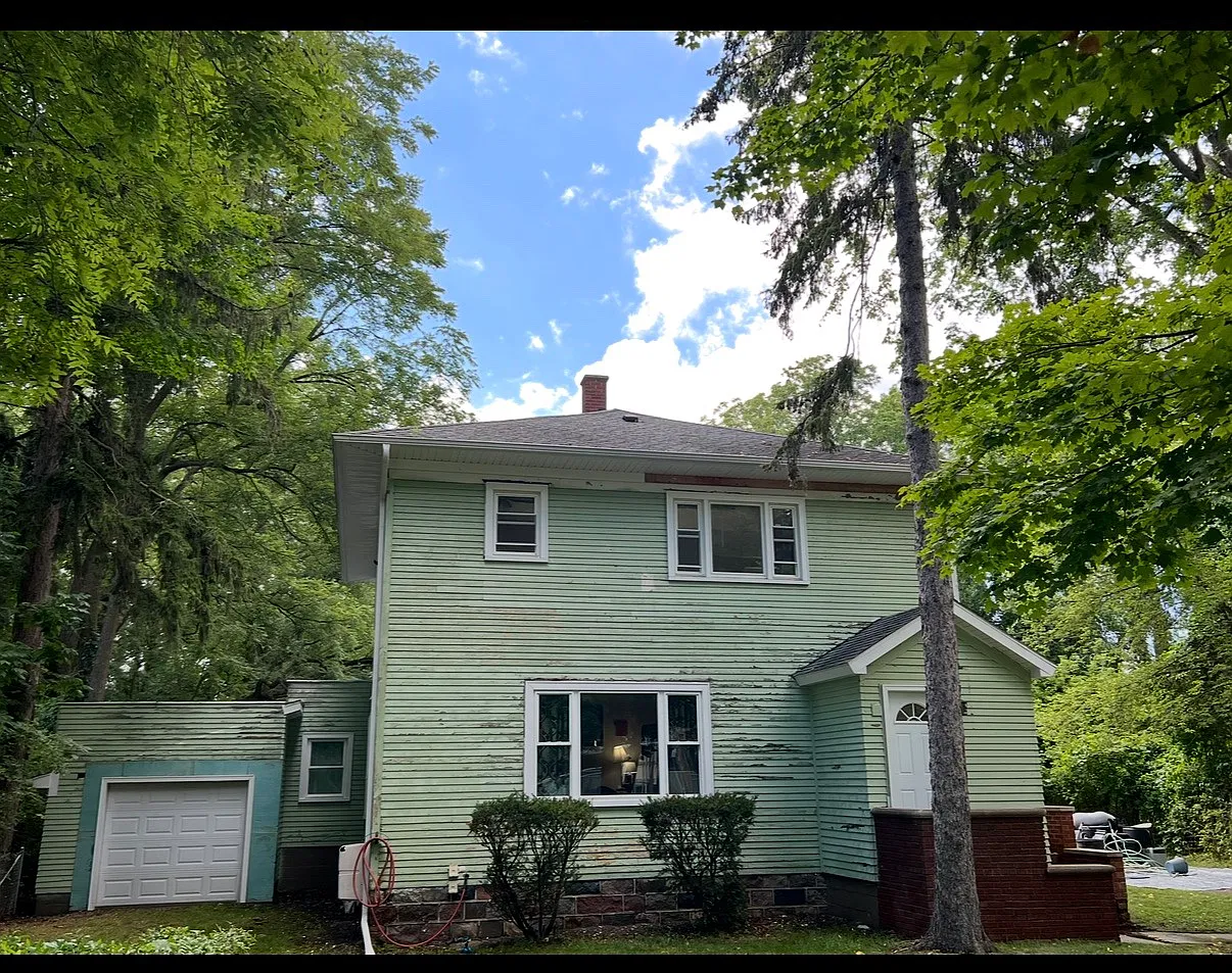 2 bed, 600 sqft, $1,000 — Photo 1