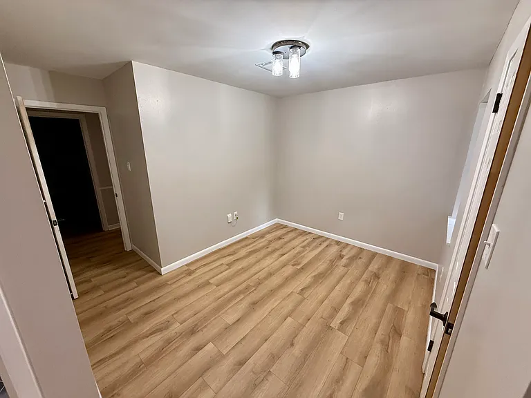 2013 Creekwood Dr — Photo 10