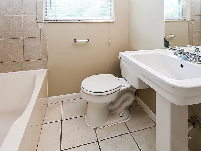 2615 Ligustrum Rd — Photo 16