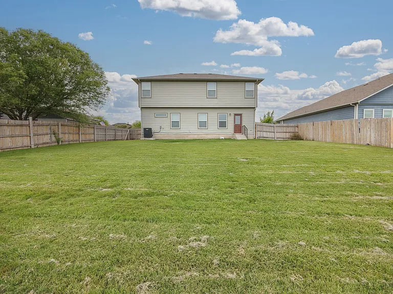 703 Liard River Rd — Photo 15