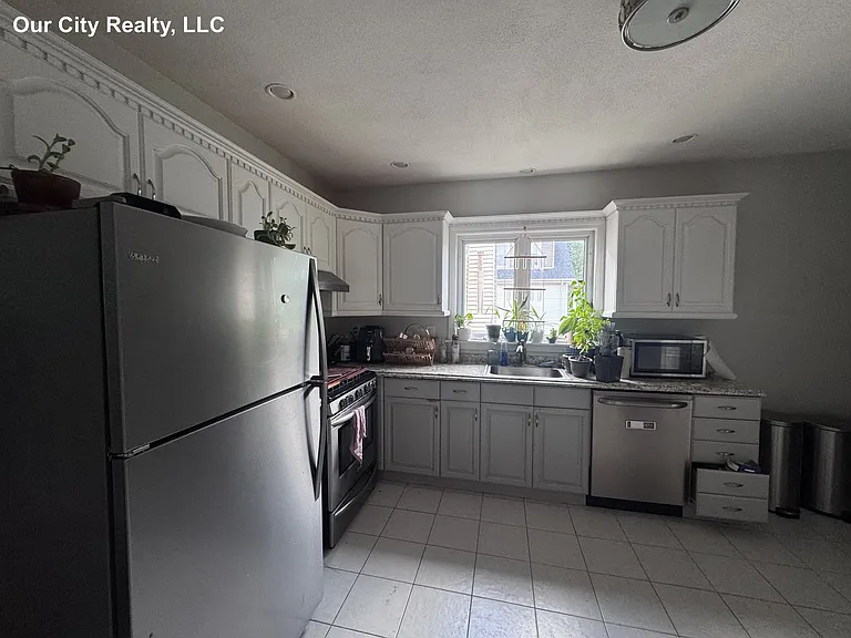 89-91 Kinsman St #2 — Photo 6