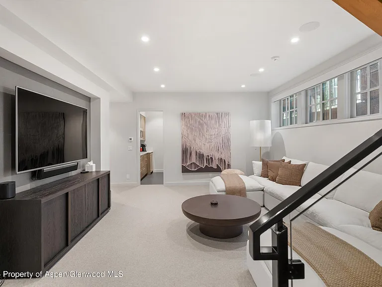 971 Ute Ave — Photo 28