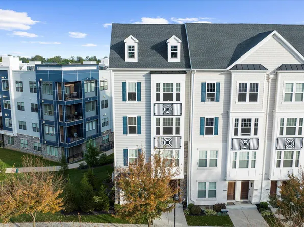 225 Charles Ellis Dr, Newtown Square, PA 19073