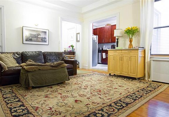 4th image of 145 W 71st St APT 6A