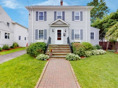 4 Bangor Rd, West Roxbury, MA, 02132