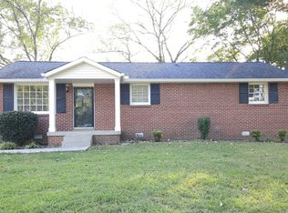 8613 Hooper St, Murfreesboro, TN 37129