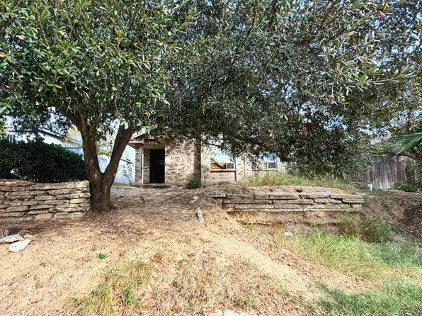 3067 Saint Gerard Ln, Laredo, TX 78046