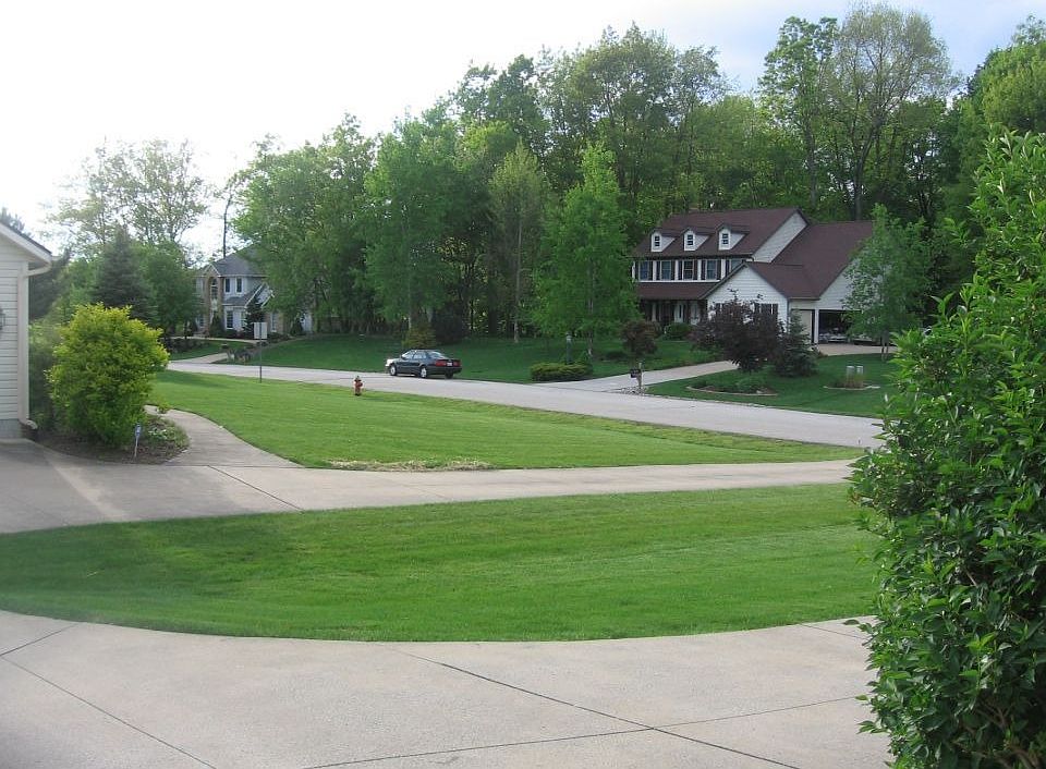 2nd image of 492 Carlsfield Way