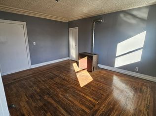 657 3rd Ave FLOOR 2, Troy, NY 12182
