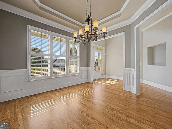 5th image of 8460 Bethel Ridge Ct