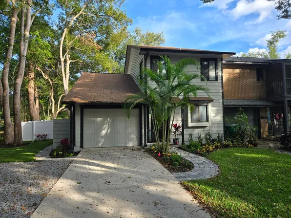 805 N Clake St, Deland, FL 32724