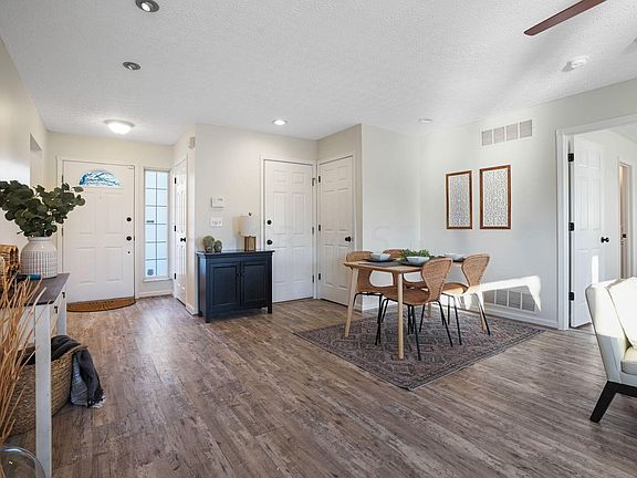 5th image of 2194 Kingsglen Dr