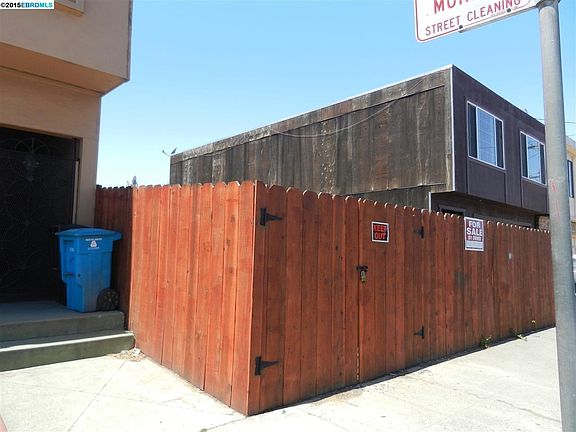 3rd image of 1243 Fitzgerald Ave