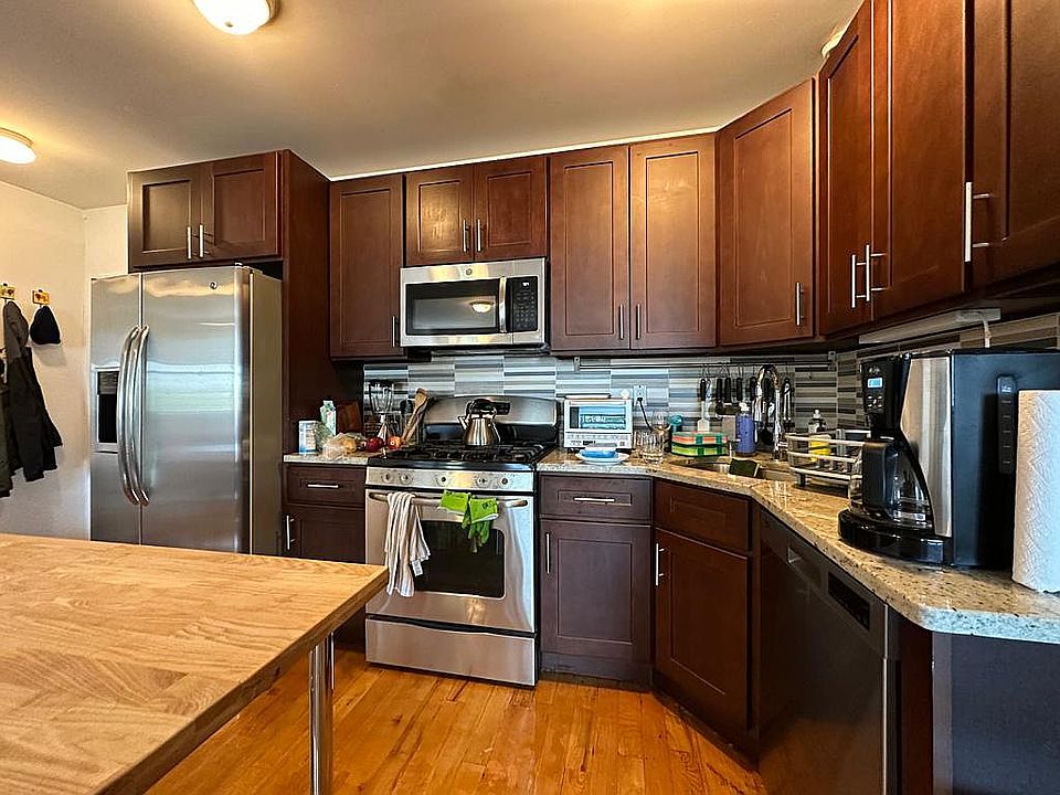 1st image of 255 15th St APT 404