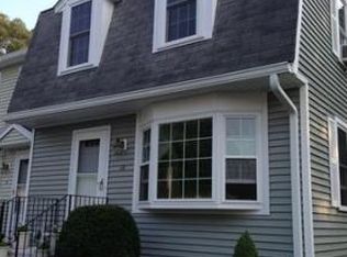 10 Crystal Way, Bellingham, MA 02019