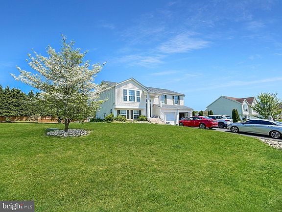 5th image of 11838 White Pine Dr