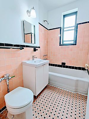 4th image of 32-37 42nd St #4B