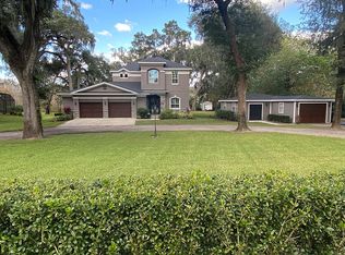 2212 Crosby Rd, Valrico, FL 33594