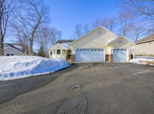 570 Pleasant View Dr NW, Alexandria, MN 56308