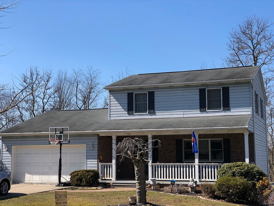 1st image of 202 Bonita Dr