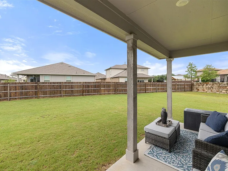 16401 Coratina Dr — Photo 5