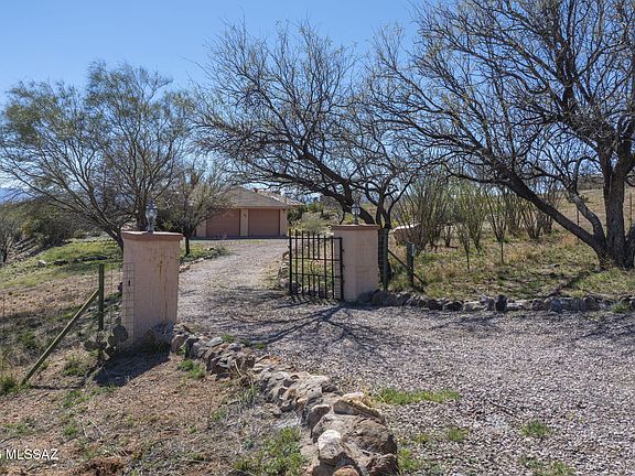 2nd image of 3 Baca Corte