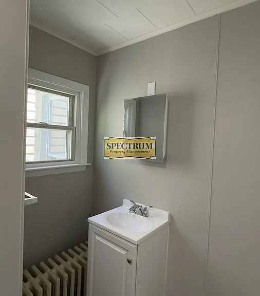90 Elm St #5 — Photo 11