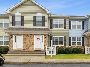 45 Cambria Ln, Smyrna, DE 19977