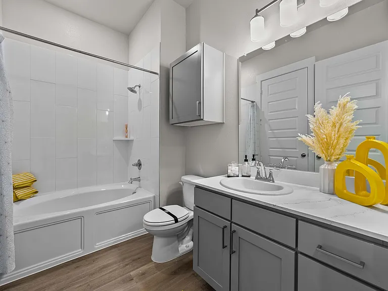 Luxe of McKinney — Photo 33