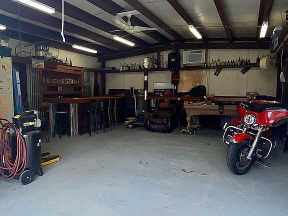 4th image of 9421 Overwood Dr