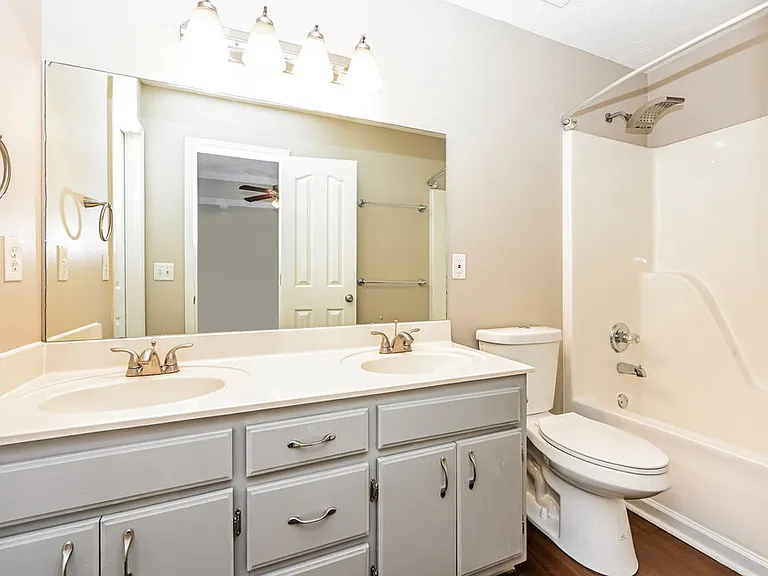 2911 Boyle Ct — Photo 12